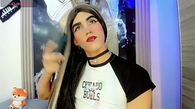 Tiffany Velanyer   online show from July 24, 3:46 am