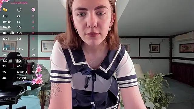 Kirarustle1 online show from April 9, 1:29 am