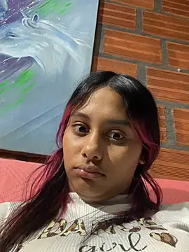 tyfannyxxx online show from July 29, 11:48 pm