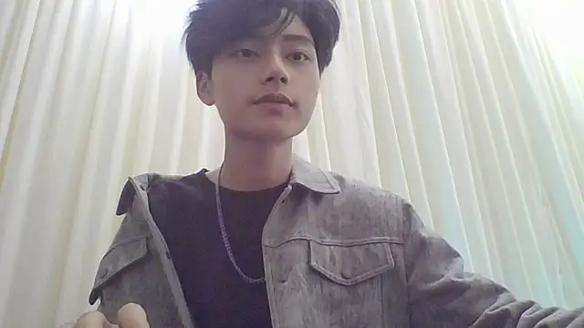 XX-XIUXIU online show from April 22, 1:40 pm