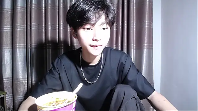 Snapshot of XX-XIUXIU chatting on June 1, 8:30 pm XX-XIUXIU online show from June 1, 8:30 pm