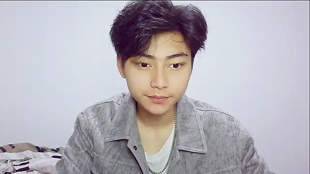 XX-XIUXIU online show from April 8, 1:01 pm