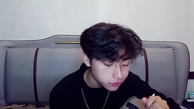 XX-XIUXIU online show from March 28, 11:44 am