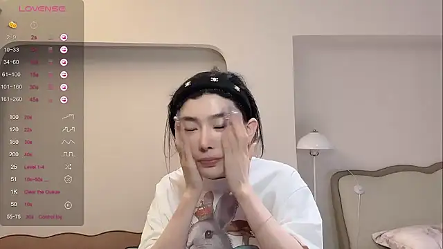 kiki-12 online show from May 5, 5:54 am