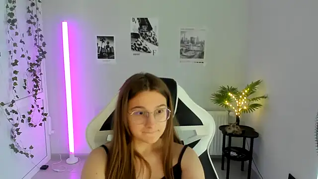 Mia kristal online show from July 22, 1:13 pm