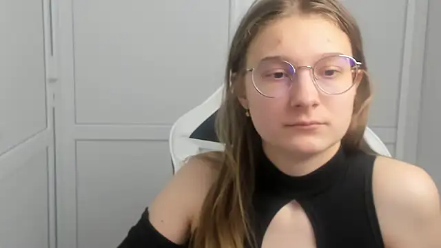 Mia kristal online show from March 20, 8:26 am