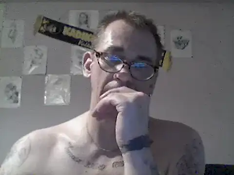 Snapshot of berlin-ryszard chatting on February 7, 11:01 am berlin-ryszard online show from February 7, 11:01 am