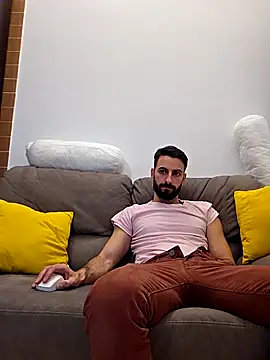 Snapshot of AmicisegretiITA chatting on March 29, 8:10 pm AmicisegretiITA online show from March 29, 8:10 pm