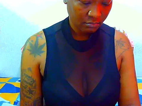 Tattooedgoddess33 online show from March 30, 8:49 am