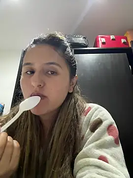 rafaella stefano online show from May 24, 3:28 am