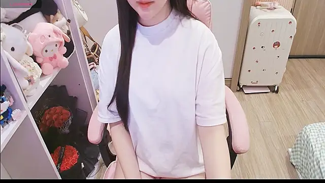 Nana Chu online show from April 14, 11:37 am
