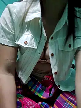 Snapshot of Phuongmyy chatting on May 17, 1:00 pm Phuongmyy online show from May 17, 1:00 pm