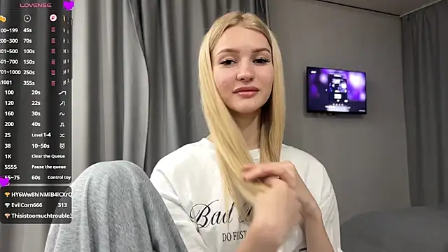 MelissaEvenns online show from June 19, 3:29 pm