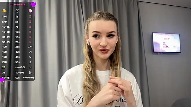 MelissaEvenns online show from April 22, 12:12 pm