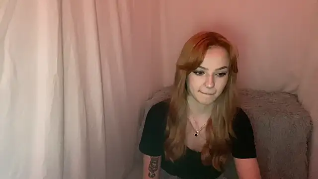 EvaKapnist online show from April 30, 8:57 pm
