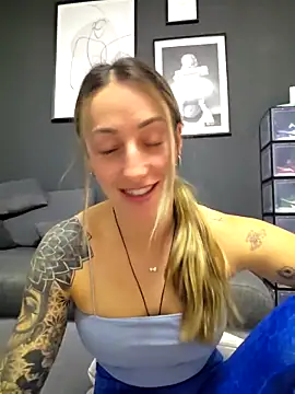 NicoleKaiser online show from March 26, 7:12 pm