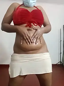 Snapshot of honeyi_babe chatting on May 21, 5:21 pm honeyi babe online show from May 21, 5:21 pm