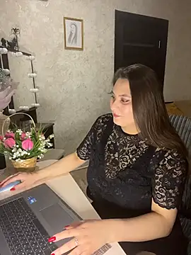 AgathaMyers online show from March 31, 3:36 pm