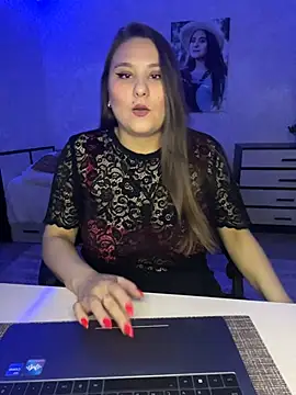 AgathaMyers online show from July 21, 9:43 am