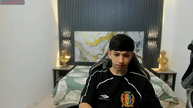 AdrianFranko online show from May 7, 1:25 pm