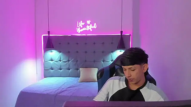 AdrianFranko online show from March 17, 3:37 pm