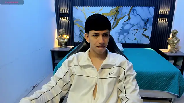 AdrianFranko online show from June 19, 1:28 pm
