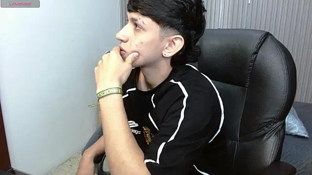 AdrianFranko online show from March 18, 2:08 pm
