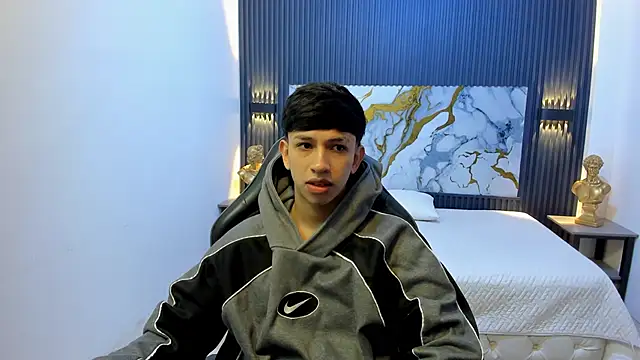 AdrianFranko online show from May 4, 1:14 pm