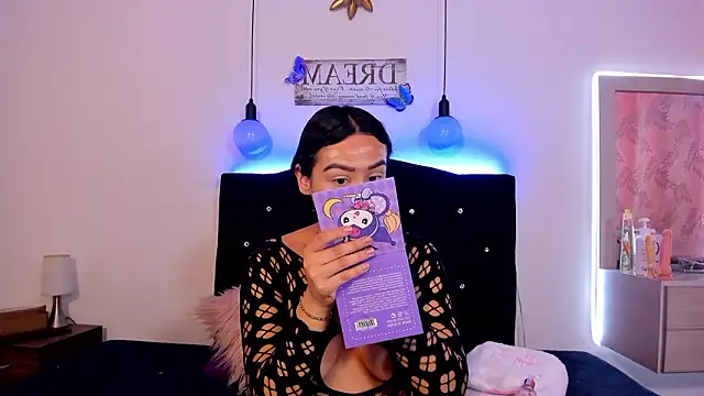 Sia messy online show from March 26, 1:31 pm
