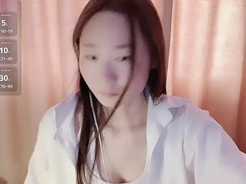 xinxinzii online show from March 25, 1:50 am