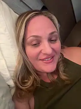 1SexyQueen online show from May 20, 11:02 pm