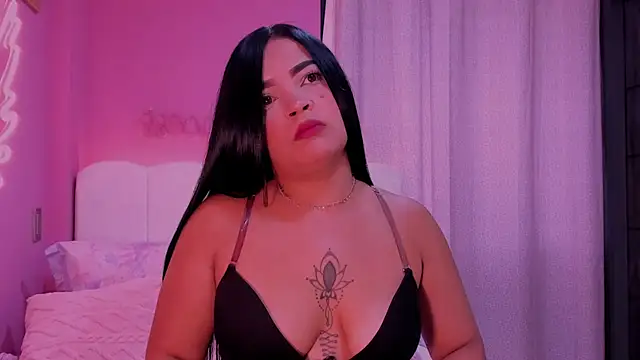 nicole fiire online show from April 4, 1:17 pm