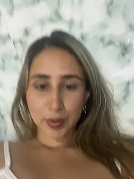 VictoriaWhitmore online show from April 10, 5:03 am