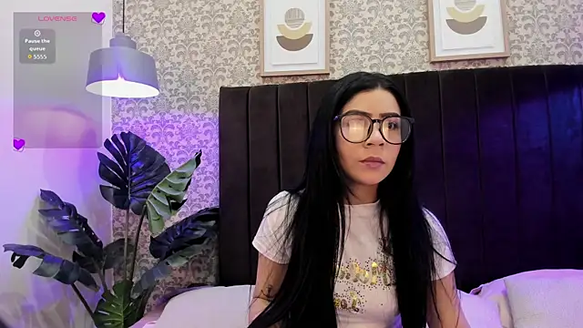 Snapshot of Ammyrah__ chatting on March 31, 11:34 am Ammyrah online show from March 31, 11:34 am