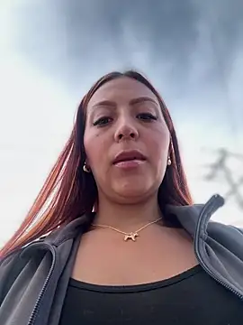 Snapshot of Queen_Scatlett chatting on June 4, 11:48 am Queen Scatlett online show from June 4, 11:48 am