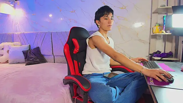 cococumps online show from May 8, 1:26 pm