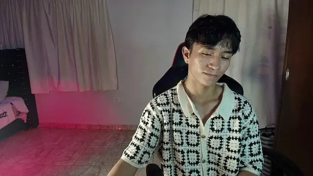 cococumps online show from June 9, 12:55 am