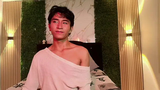 cococumps online show from June 26, 1:17 pm