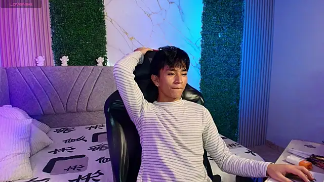 cococumps online show from June 2, 10:54 pm
