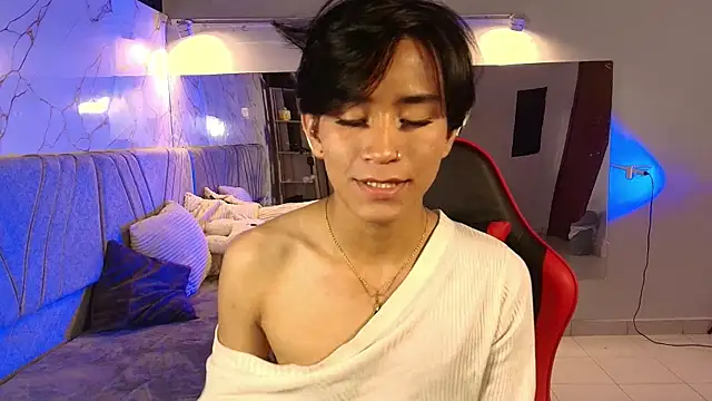 cococumps online show from April 25, 11:35 am