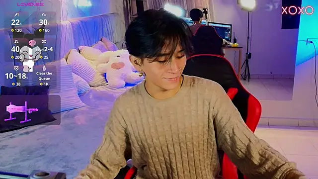 cococumps online show from April 22, 12:23 pm