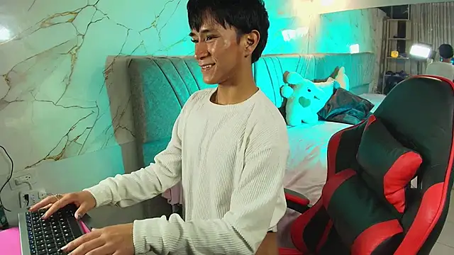 cococumps online show from May 9, 1:31 am
