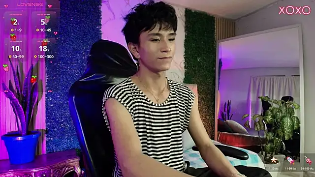 cococumps online show from May 13, 11:56 pm