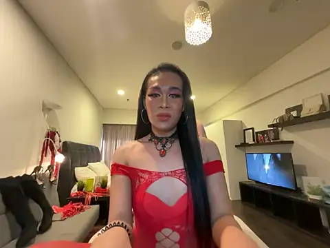 Ur topQeents online show from May 2, 12:27 am