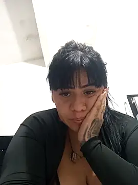 Luna sexybigtits online show from March 20, 7:48 pm