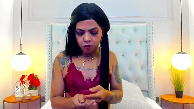 MiiaRestrepo online show from April 25, 12:08 pm