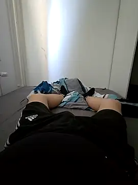 OssiBigCum online show from May 18, 7:46 am