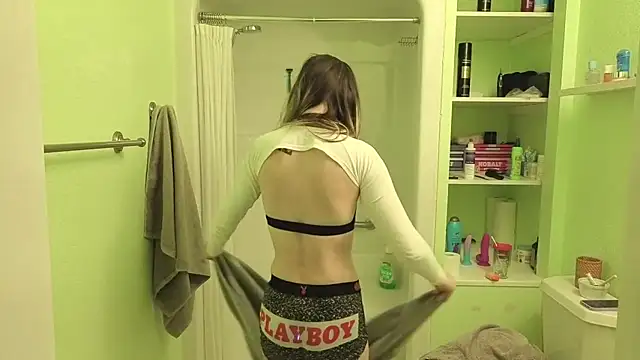 Prepare2Twerk online show from May 4, 8:11 pm