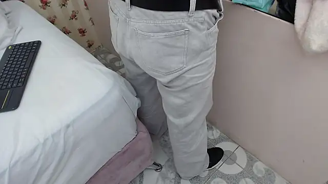 crystal watson0 online show from March 19, 1:55 pm