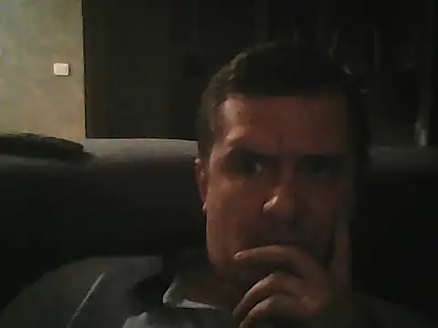 Snapshot of nezinau34 chatting on March 25, 7:13 pm nezinau34 online show from March 25, 7:13 pm